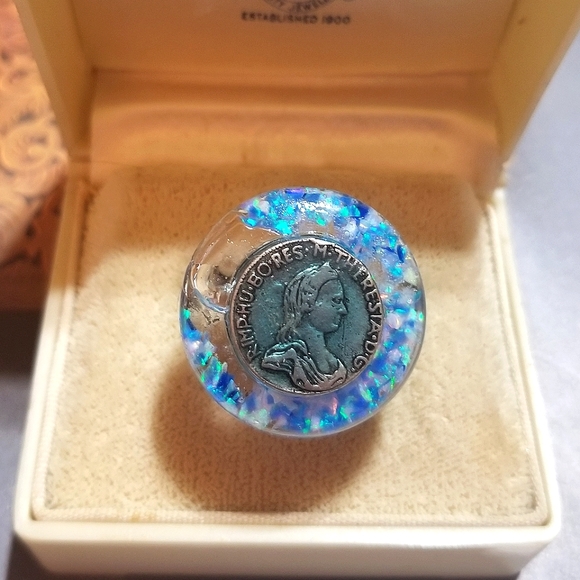 FLOATING OPALS MzMax Resin Designs Ring - Picture 2 of 8